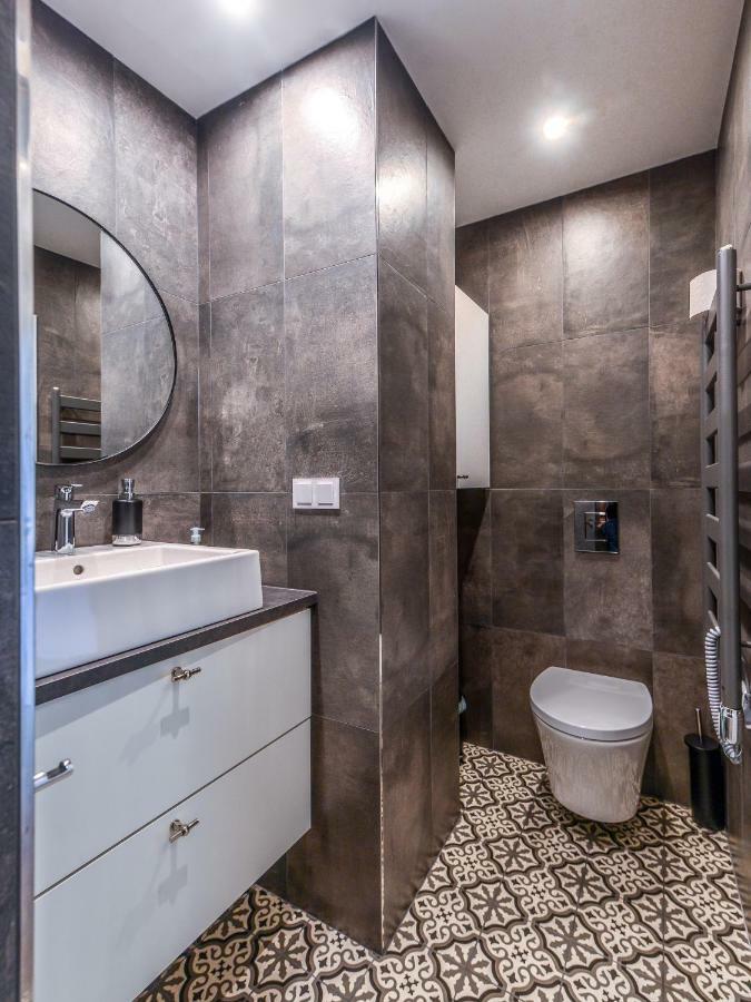 66 Apartment - Stylish Two Bedroom In Lozenets District By Flat Mаnager โซเฟีย ภายนอก รูปภาพ