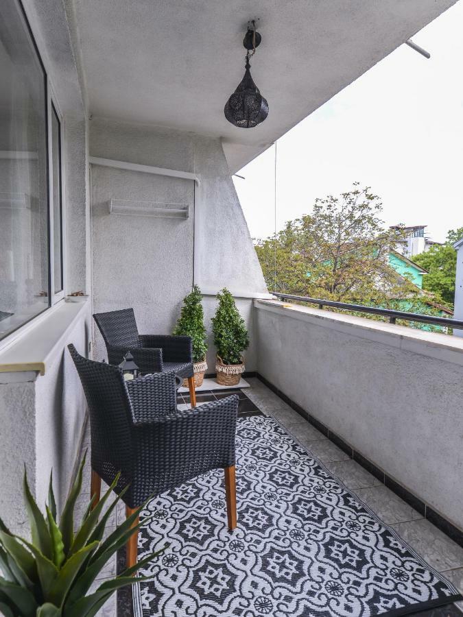 66 Apartment - Stylish Two Bedroom In Lozenets District By Flat Mаnager โซเฟีย ภายนอก รูปภาพ